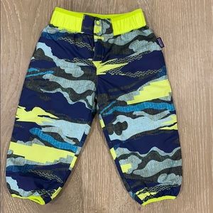 Patagonia infant reversible puff ball snow pants- like new!